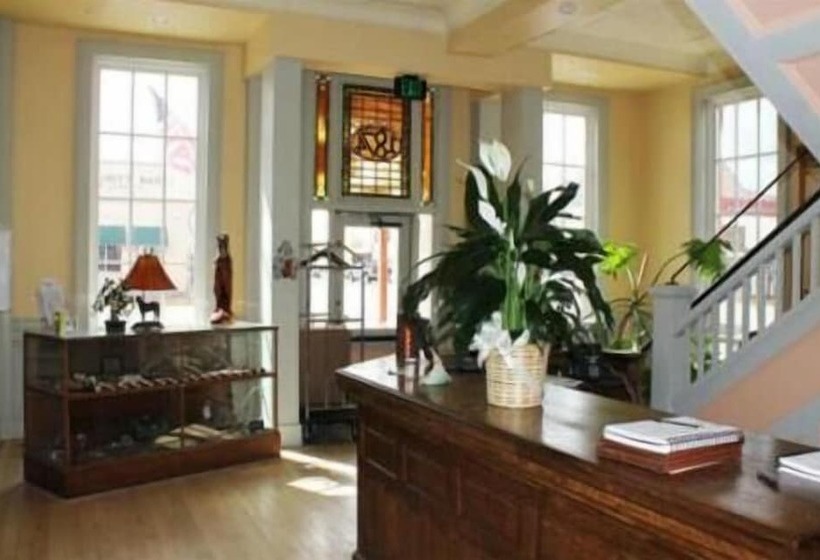 Windsor Hotel & Restaurant