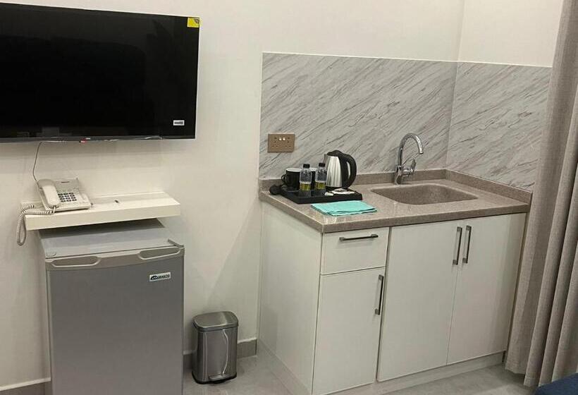 شقق ابراج الثريا للشقق المخدومة