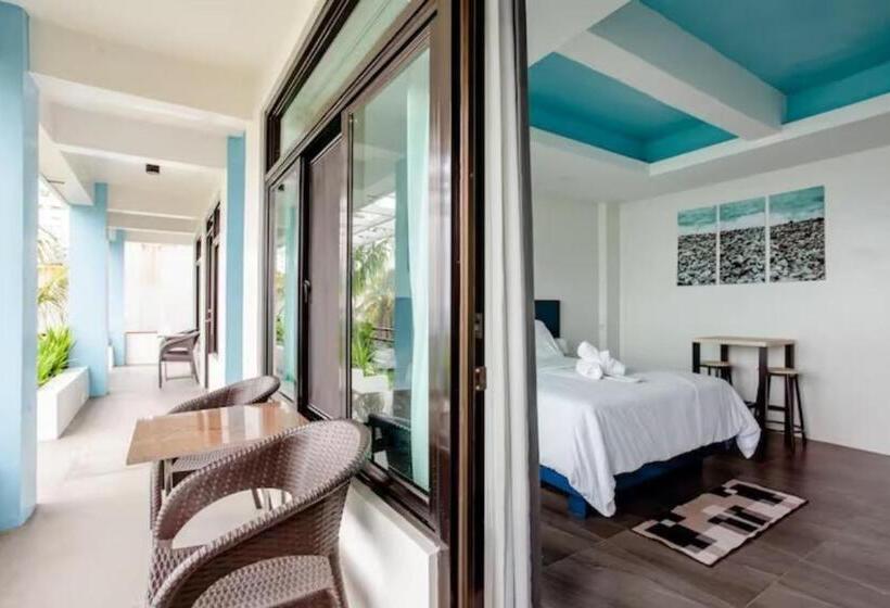 הוסטל Casa Noah