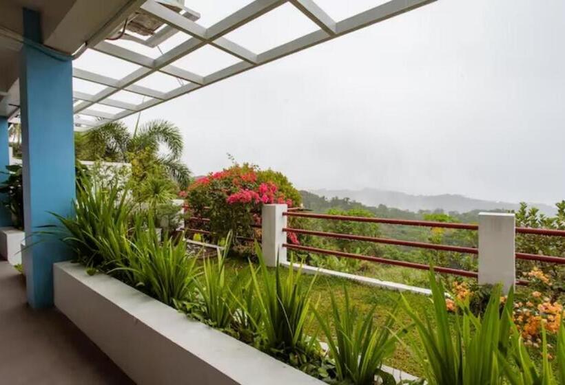 הוסטל Casa Noah