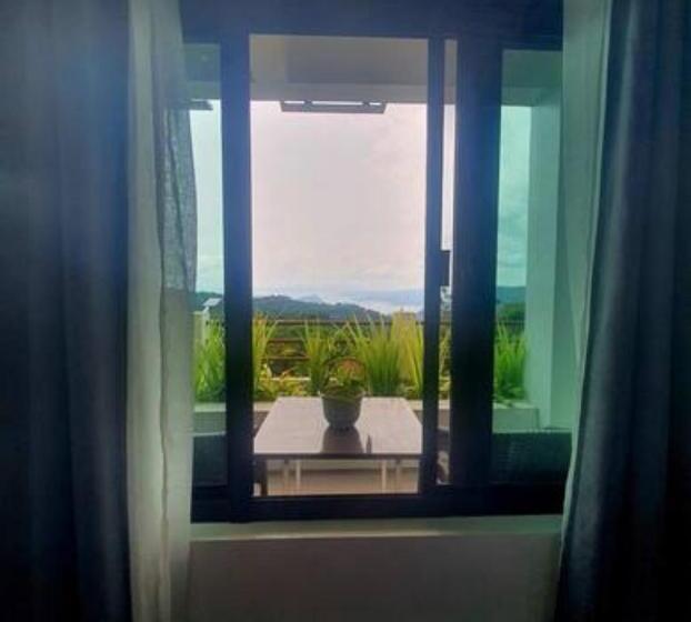 הוסטל Casa Noah