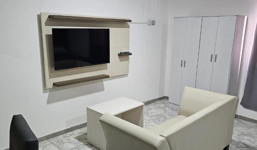 ユースホステル Complejo Llay