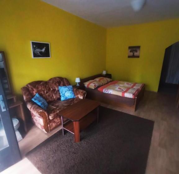 فندق صغير Hostinec U Kačaby