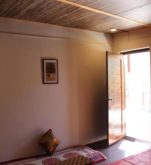 فندق صغير Kyelang Times