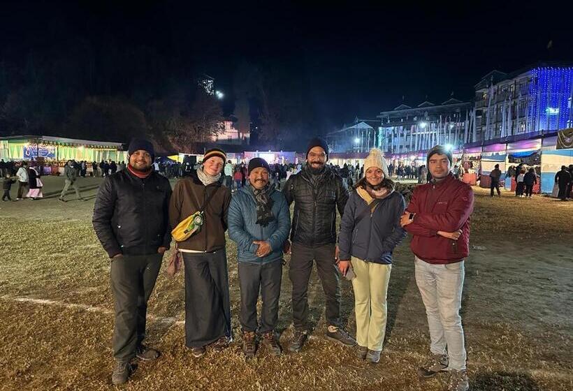 הוסטל Wake In Himalayas