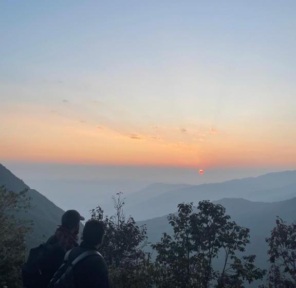 فندق صغير Wake In Himalayas