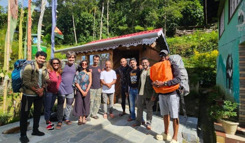 הוסטל Wake In Himalayas