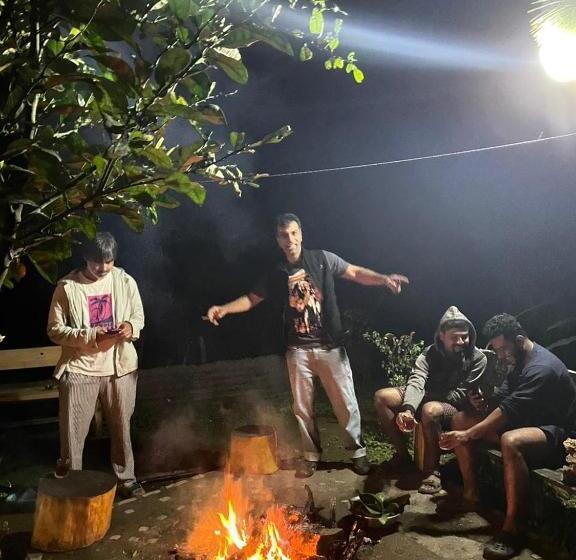 הוסטל Wake In Himalayas