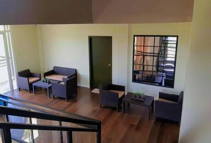 تختخواب و صبحانه A And G Lodge