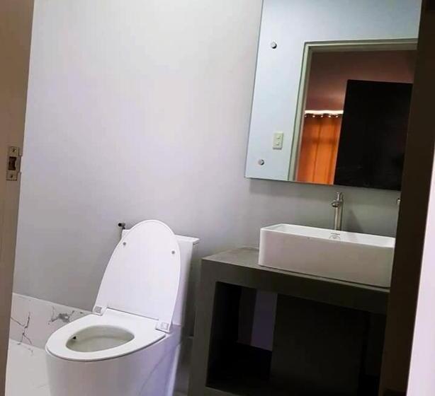 تختخواب و صبحانه A And G Lodge