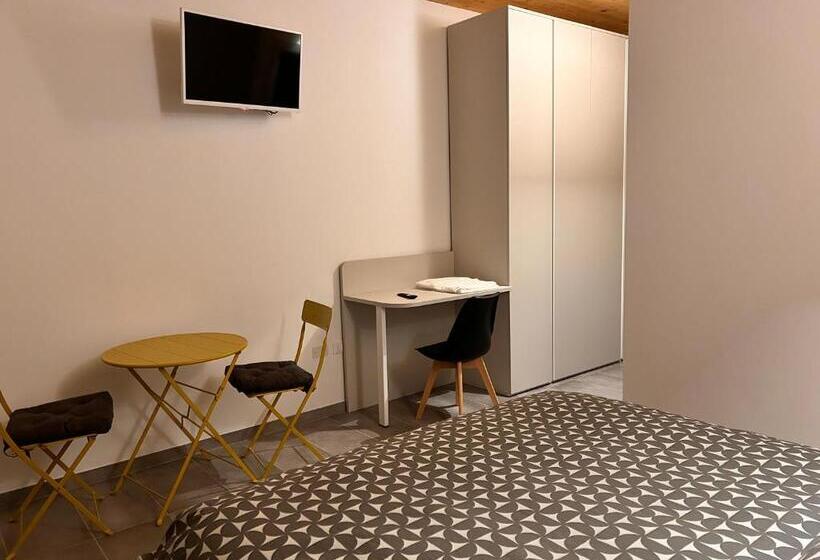 مبيت وإفطار Al Borgo Camere E Colazione