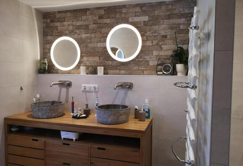 Bed and Breakfast Au Verger Des Louves