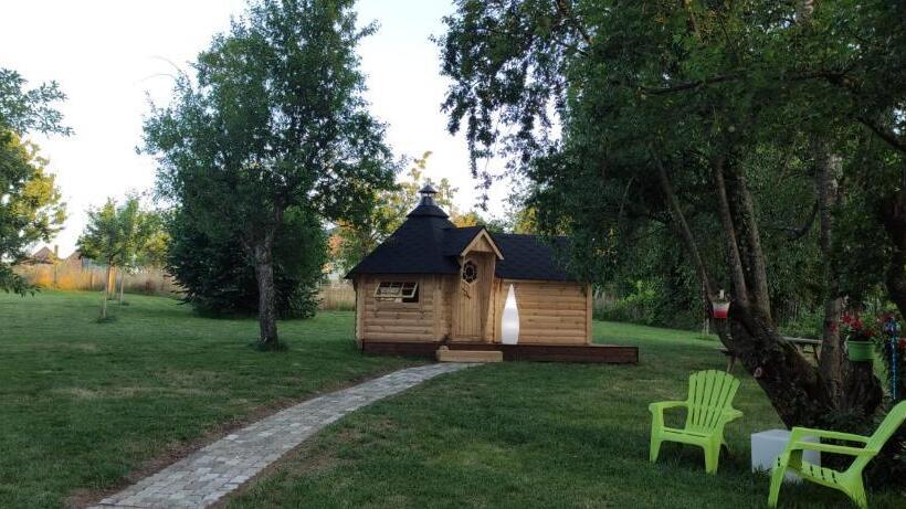 Bed and Breakfast Au Verger Des Louves