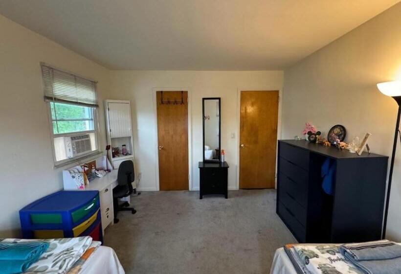 مبيت وإفطار Cozy Room In Fort Lee