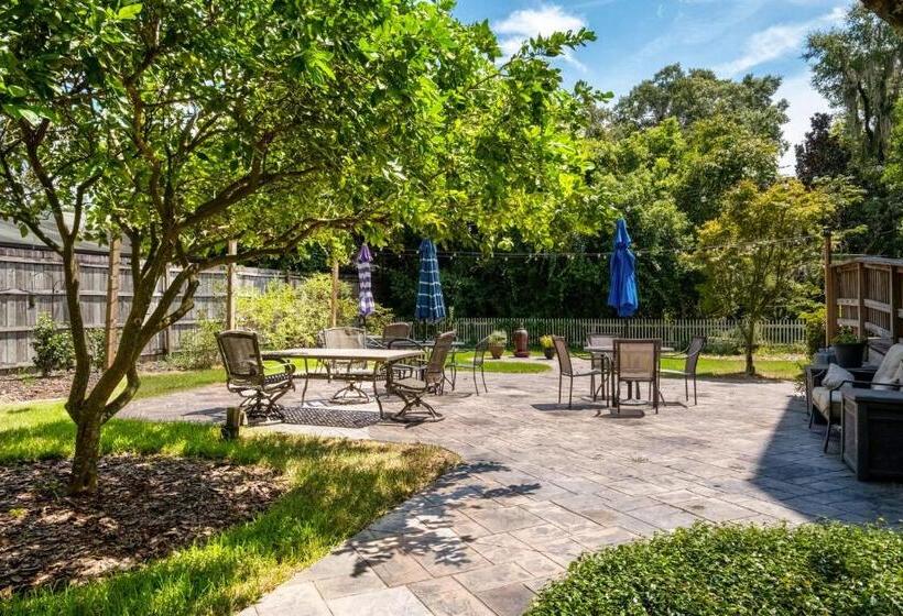 مبيت وإفطار Cumberland Suite