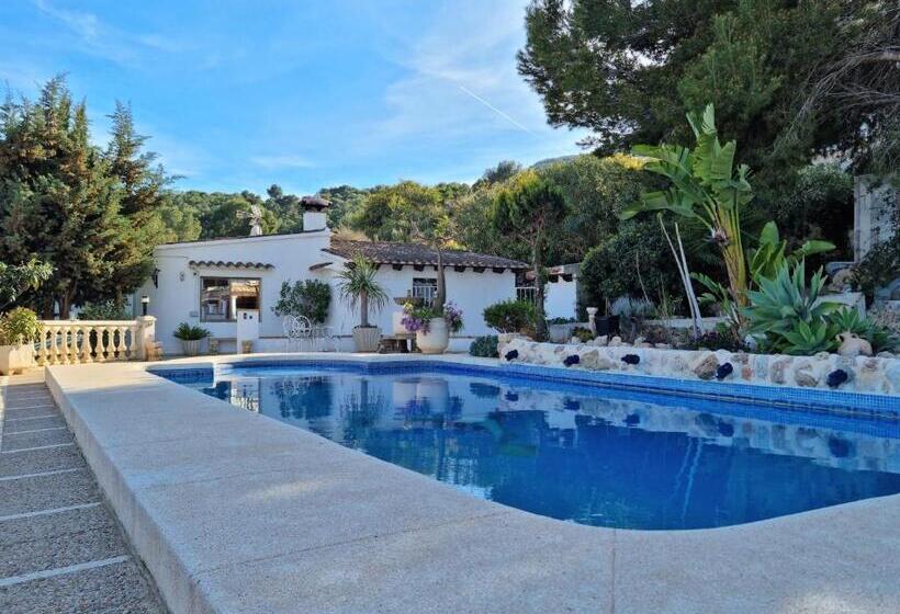 ベッドアンドブレックファースト Entre Mar Y Montaña