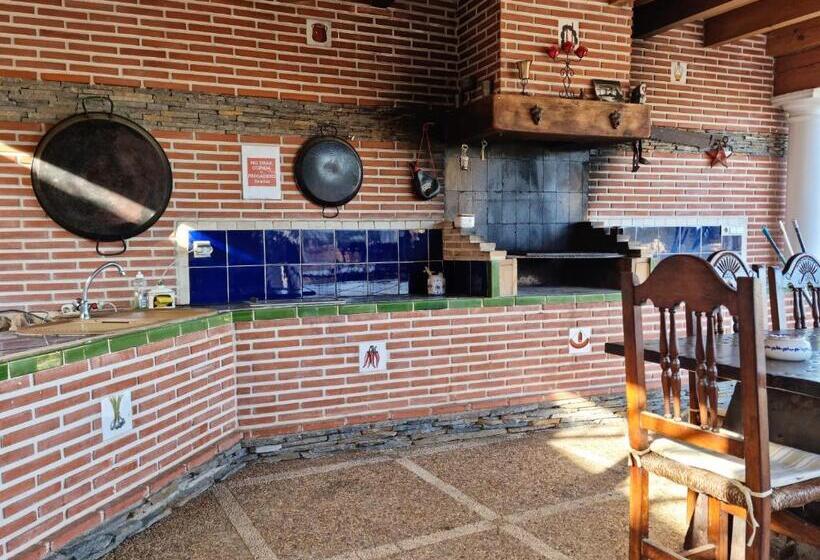 ベッドアンドブレックファースト Entre Mar Y Montaña