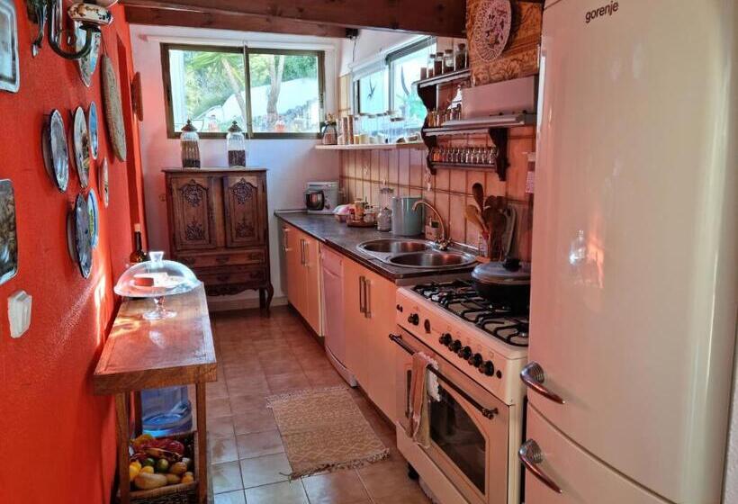 ベッドアンドブレックファースト Entre Mar Y Montaña