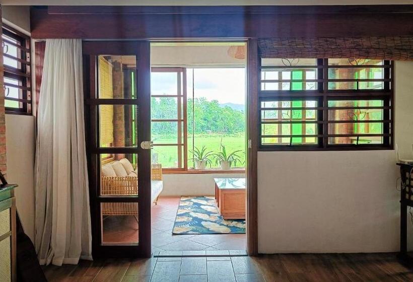 تختخواب و صبحانه Gayle’s Kitchenette And Gayle’s Lodging Home