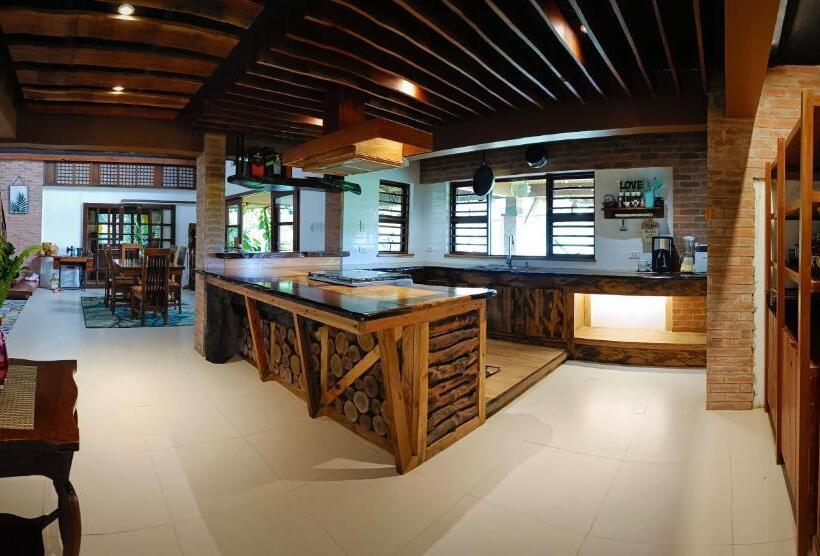 민박 Gayle’s Kitchenette And Gayle’s Lodging Home
