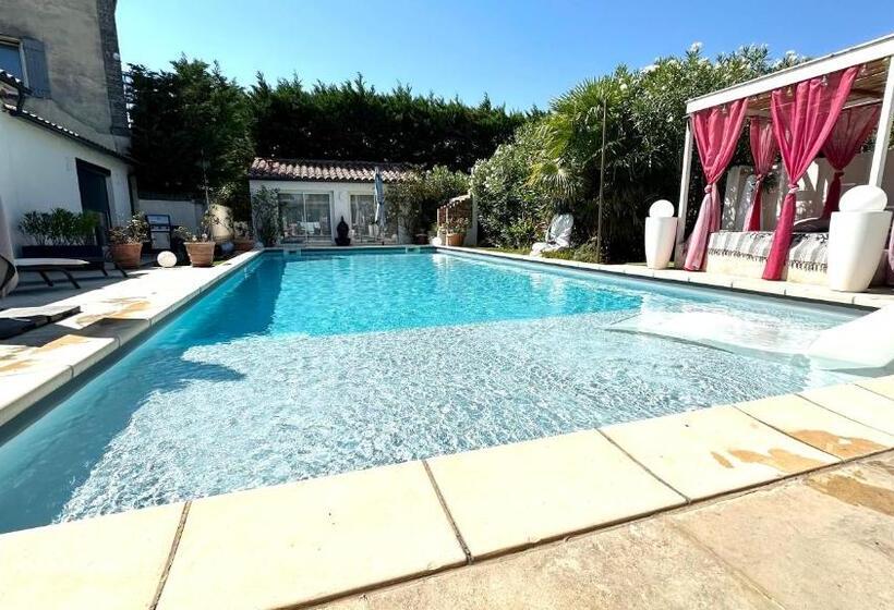 مبيت وإفطار Le Petit Fresquounet