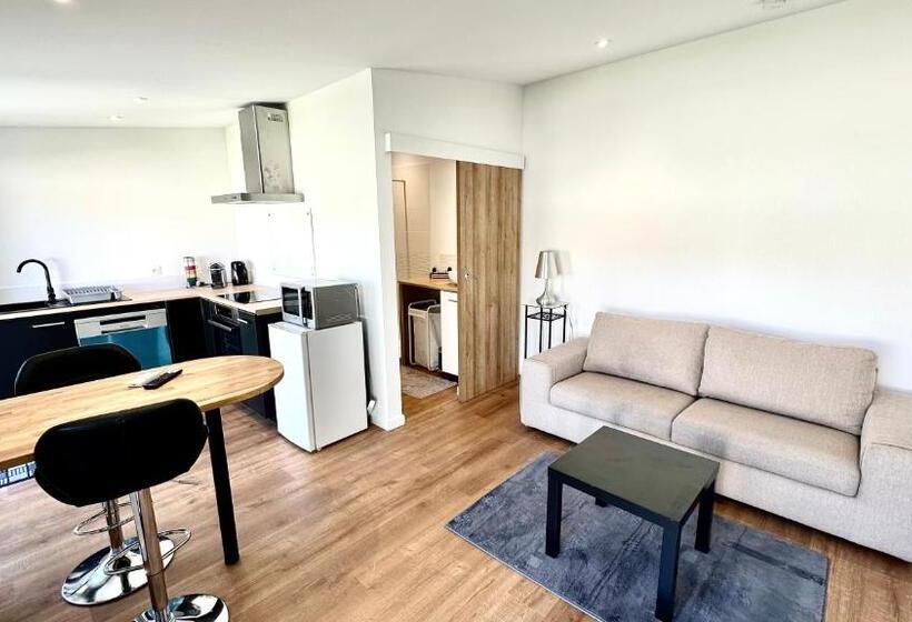 مبيت وإفطار Le Petit Fresquounet