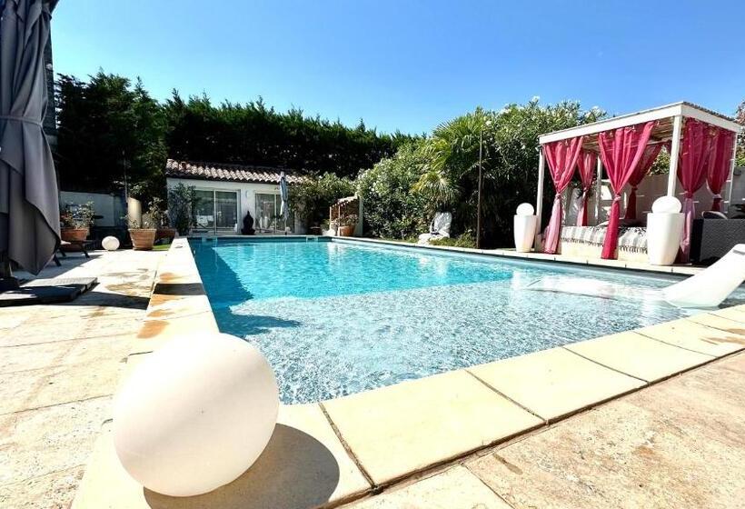 مبيت وإفطار Le Petit Fresquounet