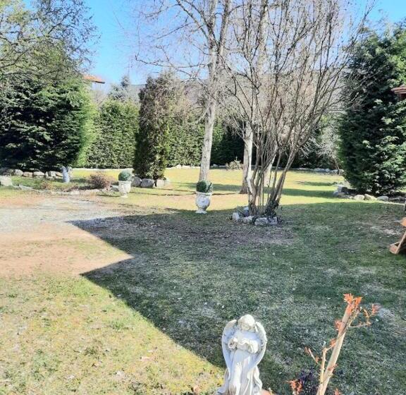 مبيت وإفطار The Cottage