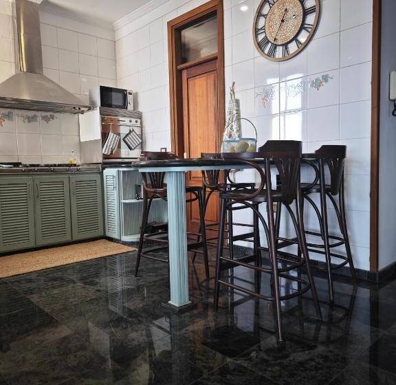 مبيت وإفطار Villa Gonzalez Sea Views