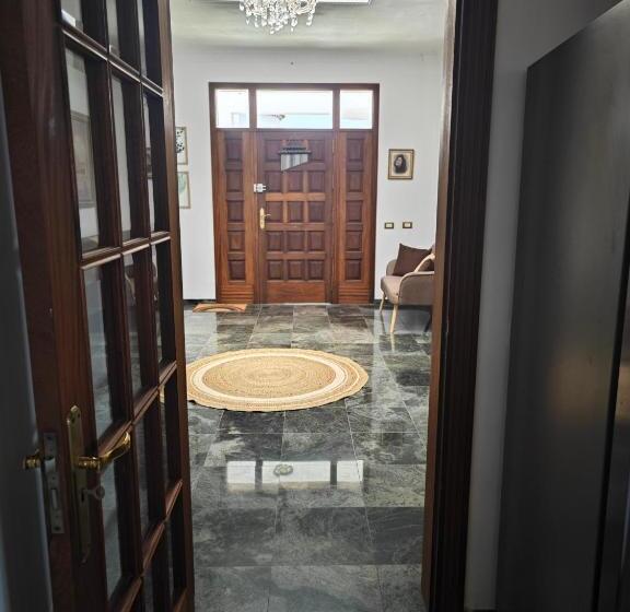 مبيت وإفطار Villa Gonzalez Sea Views