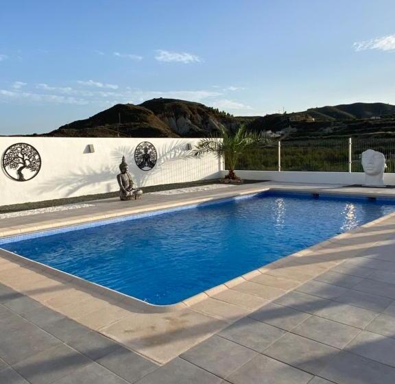 مبيت وإفطار Casa Clara