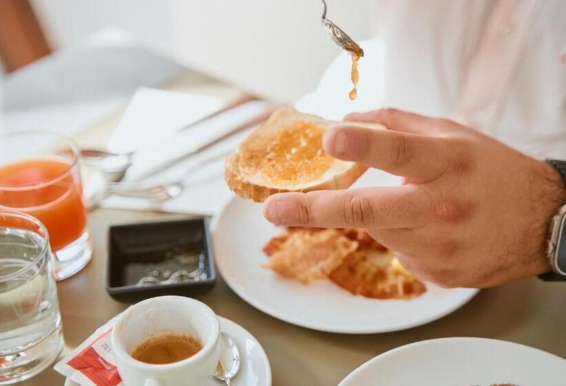 Castrichella Boutique Hotel Rome Airport