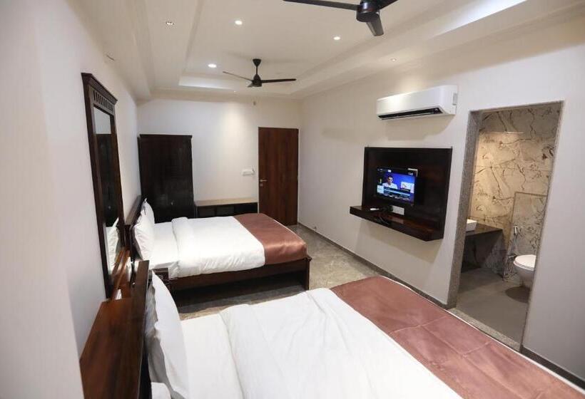 Chandan Kasturi Resort