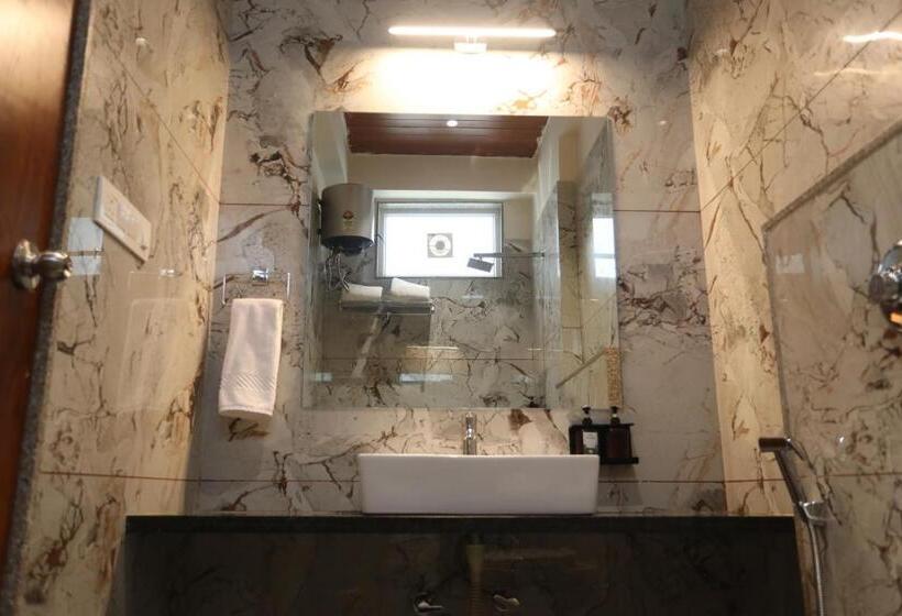 Chandan Kasturi Resort