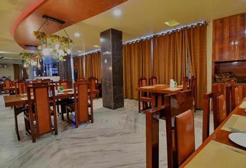 Fabhotel Rr Suites Guwahati