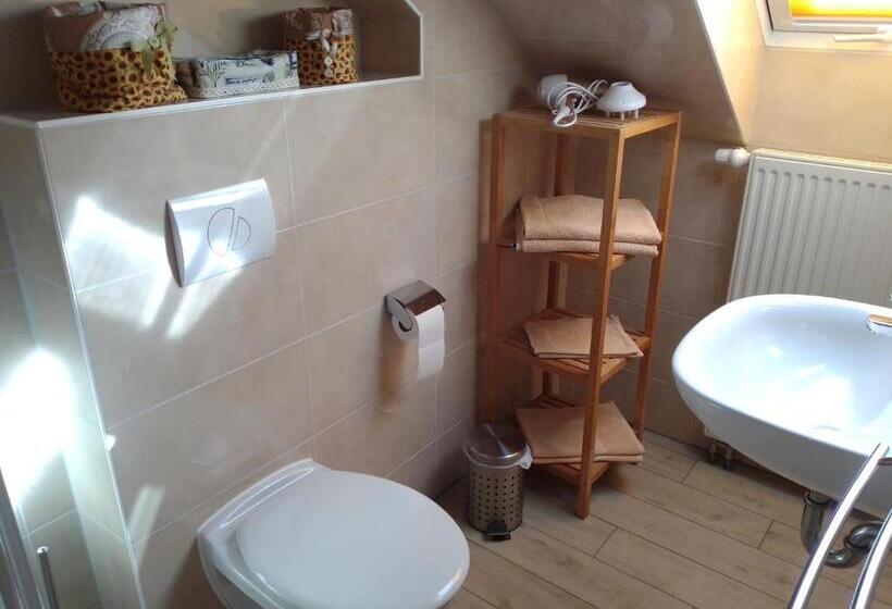 Gaststätte Und Pension Vorwerk Altenroth