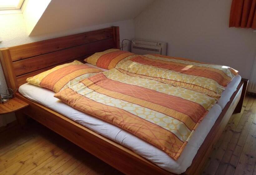 Gaststätte Und Pension Vorwerk Altenroth