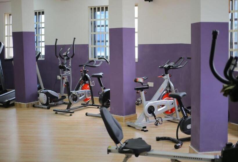 בית מלון כפרי Abanaba Lodge& Restaurant