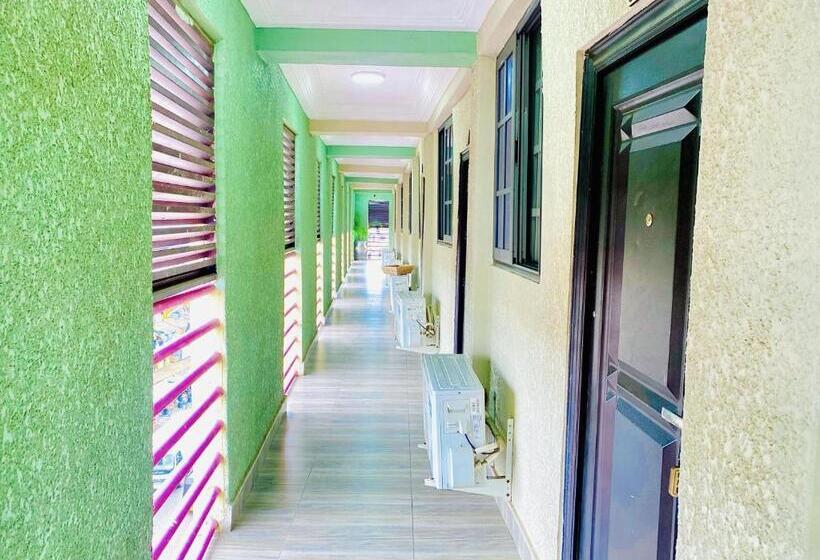 فندق Abanaba Lodge& Restaurant