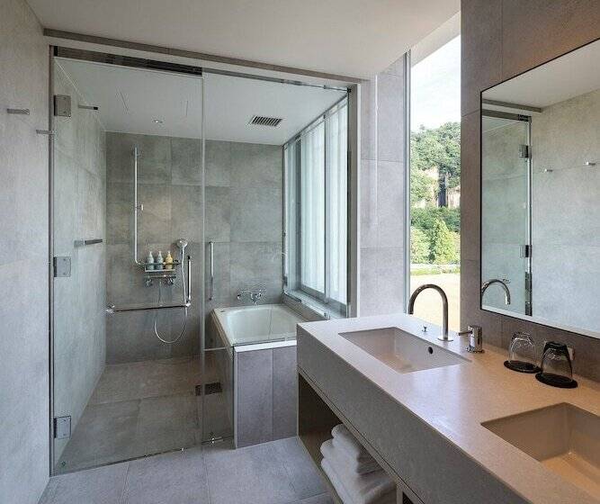 Отель Auberge Eaufeu