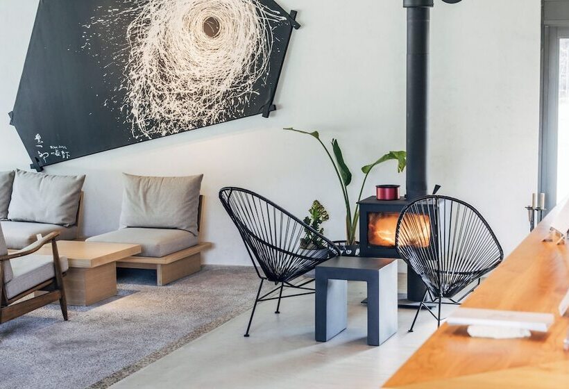 Отель Auberge Eaufeu