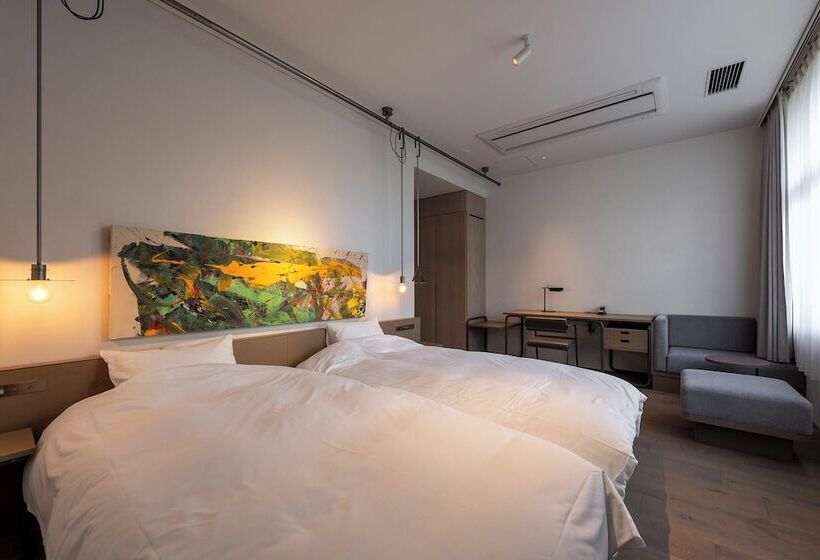 Отель Auberge Eaufeu