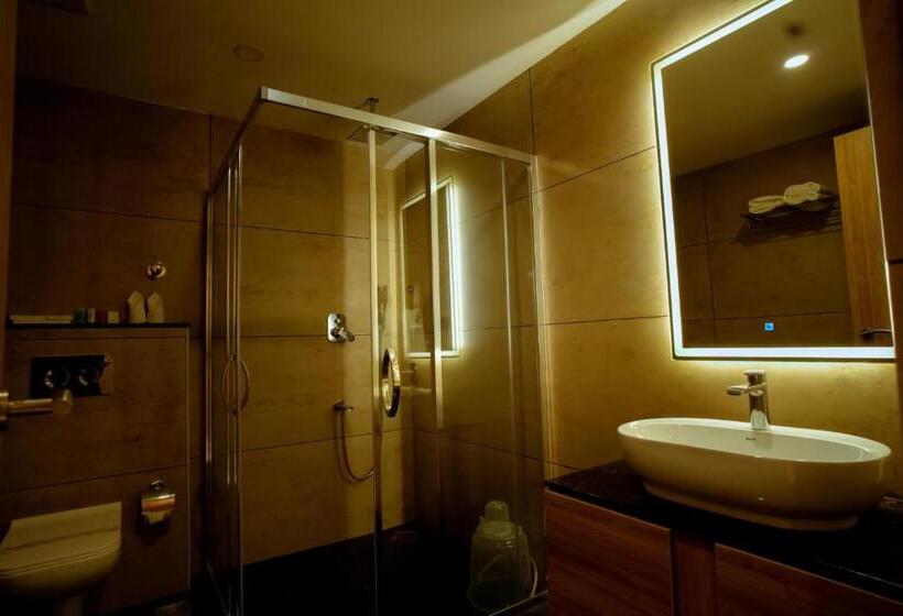 Отель Beeza Clubhouse