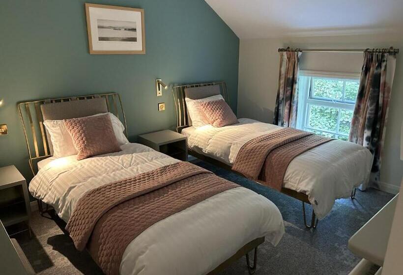 فندق Castle Irvine Estate