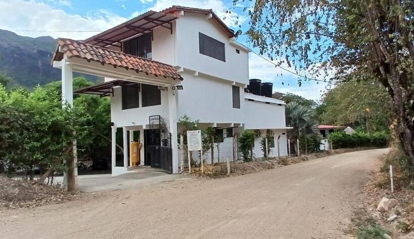 בית מלון כפרי Club Campestre El Despertar De Las Aves