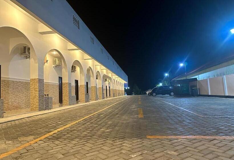 בית מלון כפרי Grand Pandan