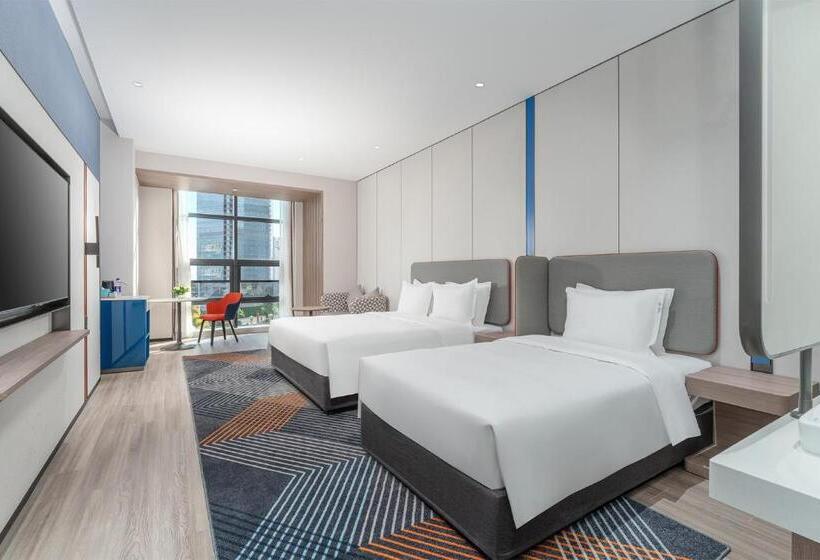 בית מלון כפרי Holiday Inn Express Yinchuan Yuehai