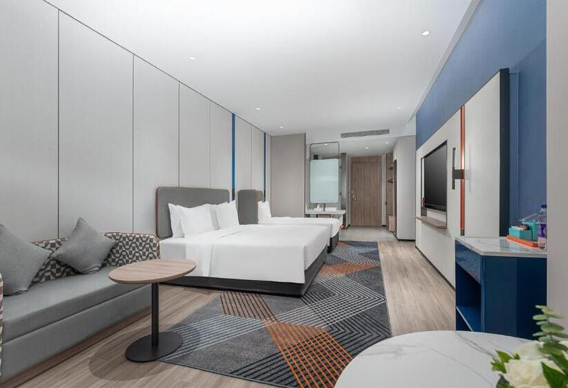 فندق Holiday Inn Express Yinchuan Yuehai