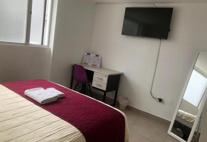 בית מלון כפרי Hostal Verona