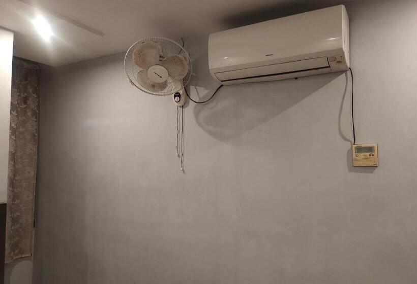 בית מלון כפרי Imf